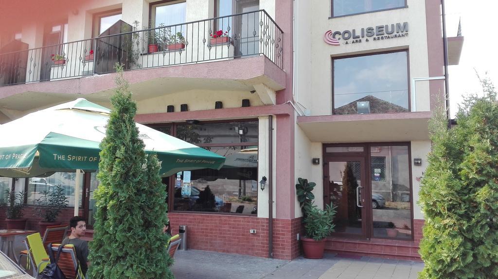 Hotel Coliseum Calafat Buitenkant foto